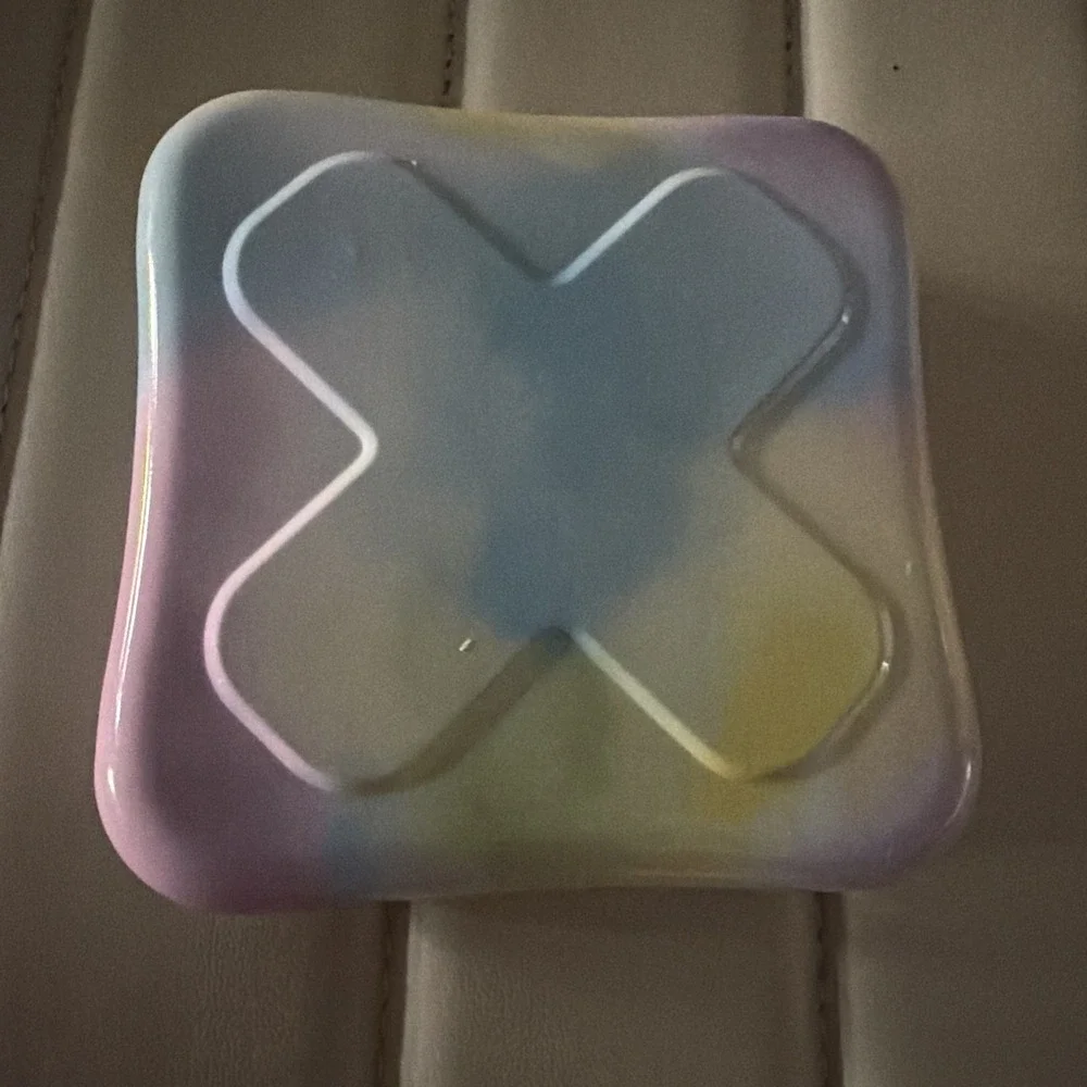 Welly Band-Aid Tin 4